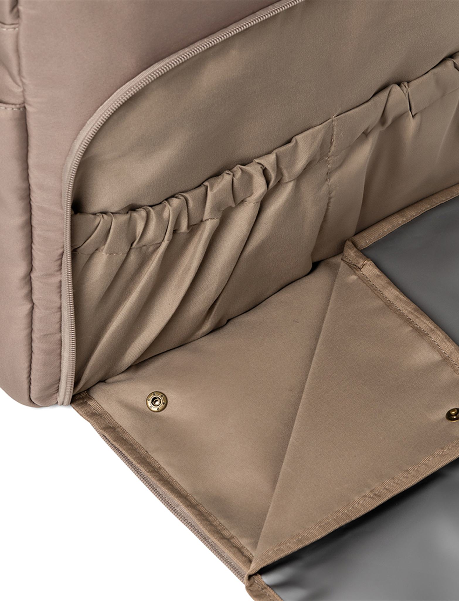 That's Mine Benne pusletaske - Earth brown - 60% Polyester (Genanvendt), 40% Polyester Buy Amning & pusletid||Pusle||Pusletasker||Alle||Favoritter||personale||alt minus sløjfe||NOOS||Del dine øjeblikke||Rejseklar||mette-sale||Orderly Emails - Recommended Products||Must haves||Bestsellers||cn||All here.