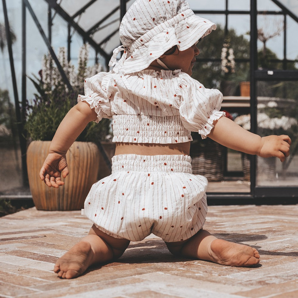 That's Mine Klara bloomers - Lady dots - 100% Organic cotton Buy Tøj||Shorts||Udsalg||Bukser & shorts||Alle||Forår & sommer '24||Tøjbundle||Liveshopping d. 11/6||Udsalg - tøj||Liveshopping bundle||alt minus sløjfe||5 for 399||5 for 399 - kæmpe bundle!||Påskebundle||Summer Bundle||mette-sale here.