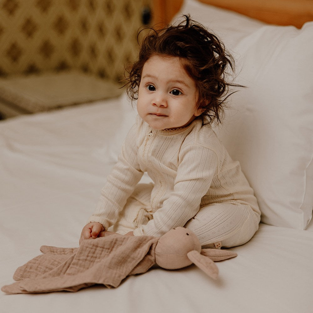 That's Mine Allie onesie - Antique white - 100% Organic cotton Buy Tøj||Overdele||Onesies||Alle||Favoritter||personale||Basics||Influencer choice||alt minus sløjfe||NOOS||Antique white||mette-sale here.