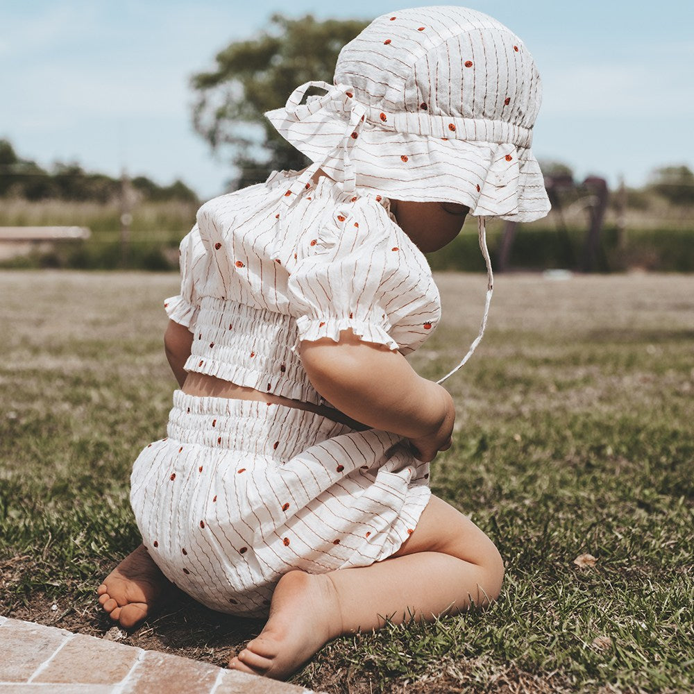 That's Mine Kassia hat - Lady dots - 100% Organic cotton Buy Tøj||Hatte||Accessories||Udsalg||Alle||Forår & sommer '24||Tøjbundle||Udsalg - tøj||alt minus sløjfe||5 for 399||mette-sale here.