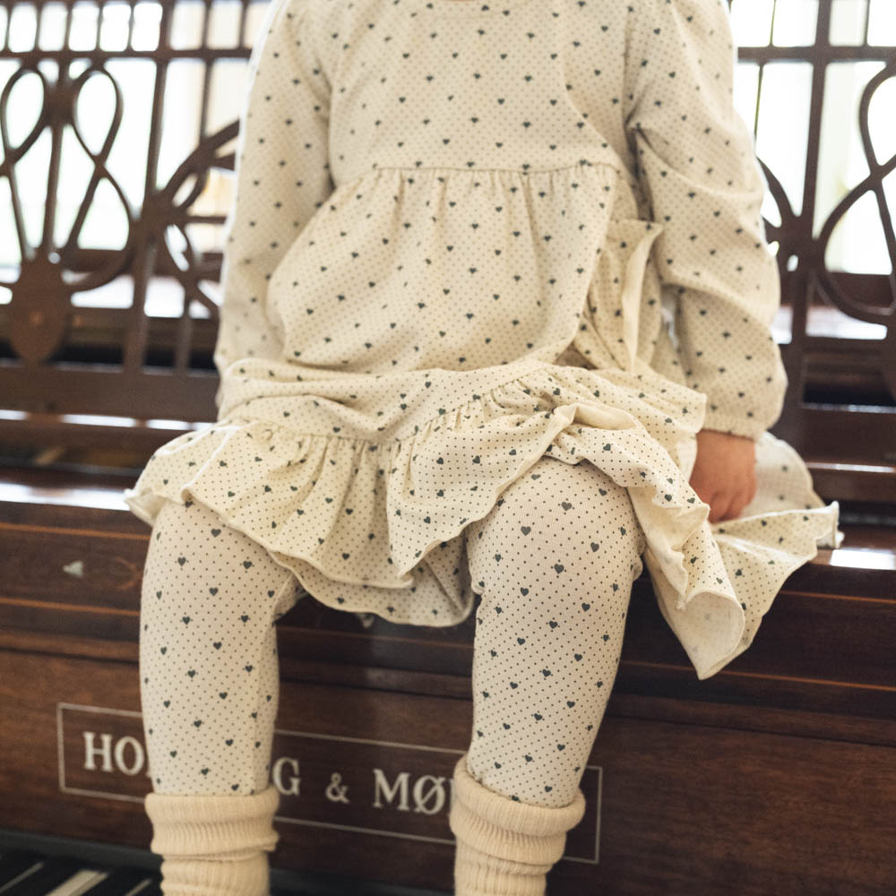 That's Mine Elois leggings - Lots of love sky - 48% Organic cotton / 47% Modal / 5% Elastan Buy Tøj||Leggings||Bukser & shorts||Alle||Favoritter||personale||Basics||AW24 - VIP adgang||Efterår og vinter 2024||Lots of love||alt minus sløjfe||NOOS||mette-sale here.