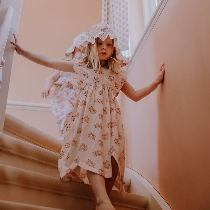 That's Mine Cilla hat - Spring poppies - 100% Organic cotton Buy Tøj||Hatte||Accessories||Udsalg||Alle||Forår & sommer '24||Tøjbundle||Udsalg - tøj||Liveshopping bundle||alt minus sløjfe||5 for 399||mette-sale here.