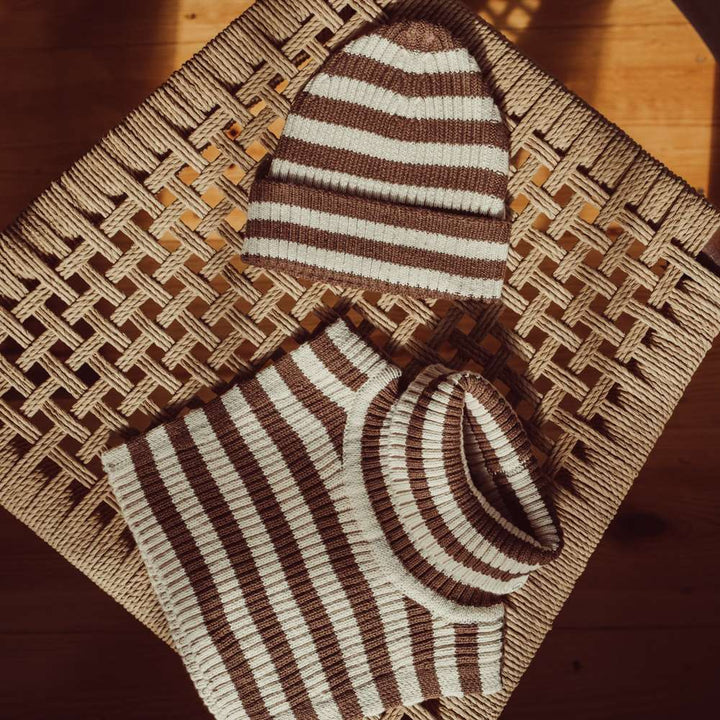 That's Mine Ivan neckwarmer - Brown stripe - 100% Organic cotton Buy Tøj||Overdele||Strik||Alle||personale||Efterår & vinter 2025||alt minus sløjfe||mette-sale||drop 1 aw25 here.