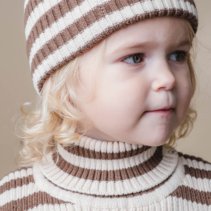 That's Mine Ivan neckwarmer - Brown stripe - 100% Organic cotton Buy Tøj||Overdele||Strik||Alle||personale||Efterår & vinter 2025||alt minus sløjfe||mette-sale||drop 1 aw25 here.