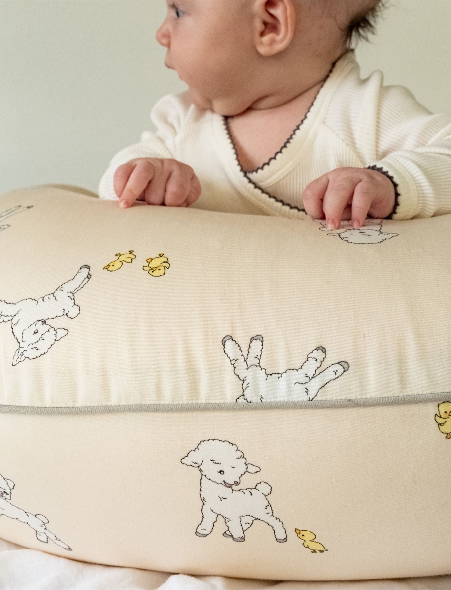 That's Mine Moon ammepude - sateen - Tiny friends - 45% Bomuld (Økologisk), 55% Termokugler Buy Amning & pusletid||Ammepuder||Pusle||Favoritter||Amning||personale||Amning||NOOS||Must haves||Bestsellers||cn||All here.