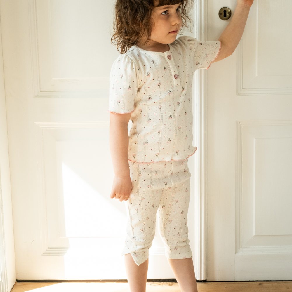 That's Mine Ginny t-shirt - Blooming love - 100% Organic cotton Buy T-shirts||Overdele||personale||Jersey here.