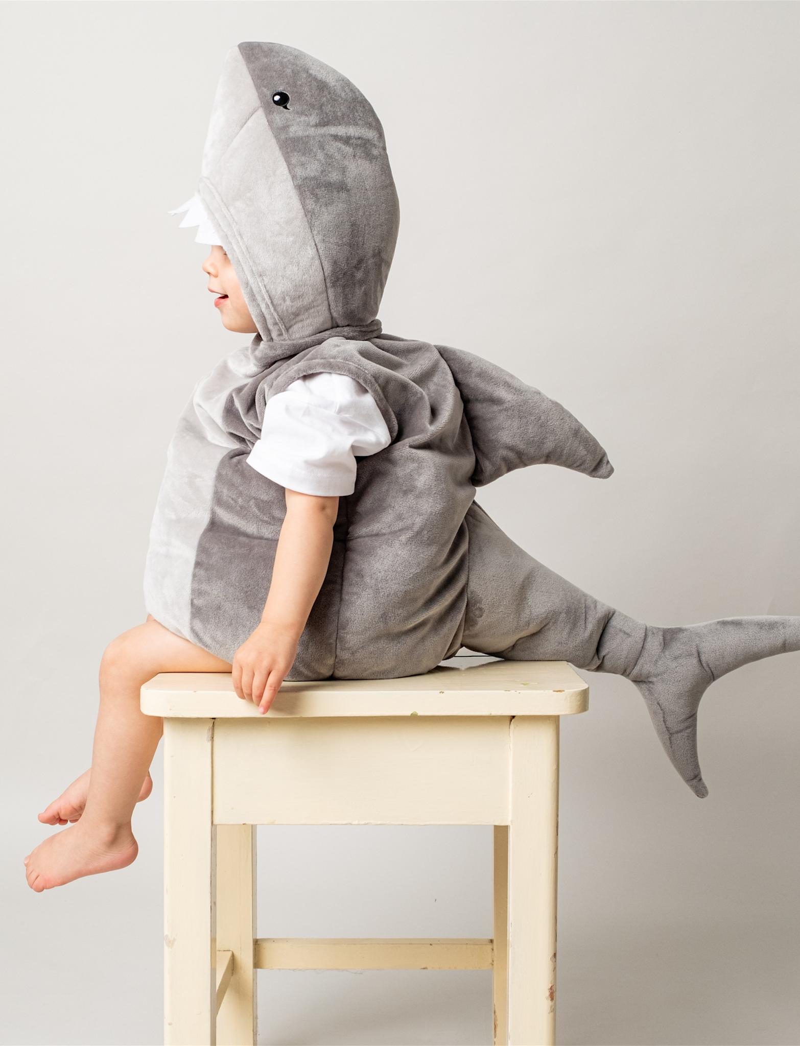 That's Mine Hank haj kostume - Silver Grey - Shell : 100% polyester / Lining: 100% cotton / Padding: 100% polyester Buy Legetid||Kostumer||Alle||Favoritter||personale||alt minus sløjfe||NOOS||mette-sale||Forår & sommer 2026||Orderly Emails - Recommended Products||All here.