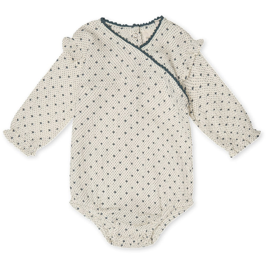 That's Mine Isabella romper - Lots of love sky - 100% Organic cotton Buy Tøj||Dragter||Bukser & shorts||personale||Efterår 2024||Lots of love here.